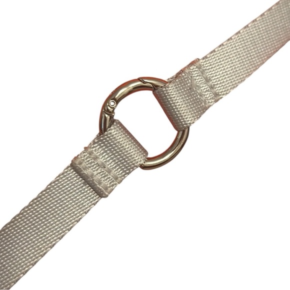 Lululemon Everywhere Crossbody - Picture 4 of 5